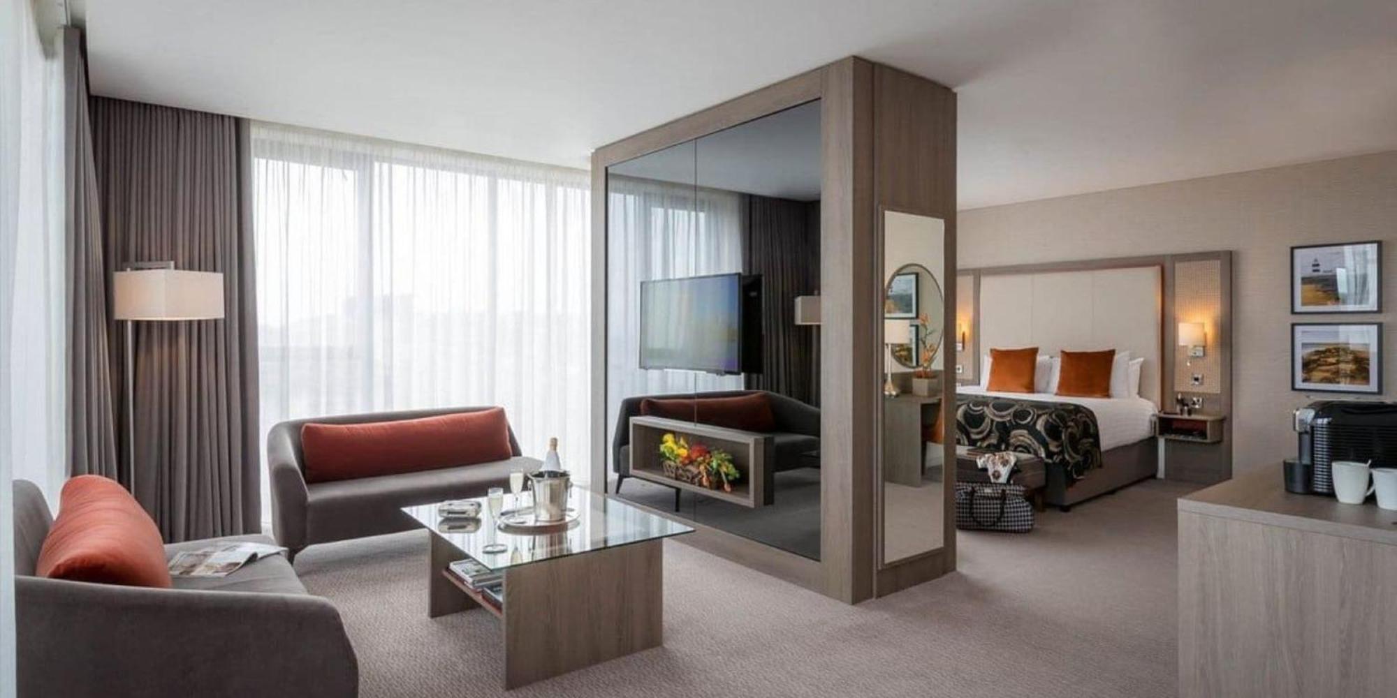 Hotel Whites Of